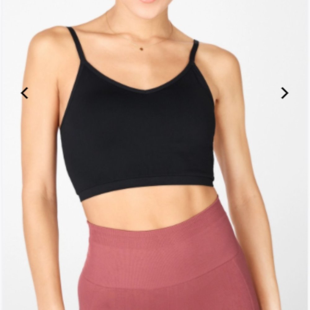 NWT Fabletics Seamless Midi Sports Bra
